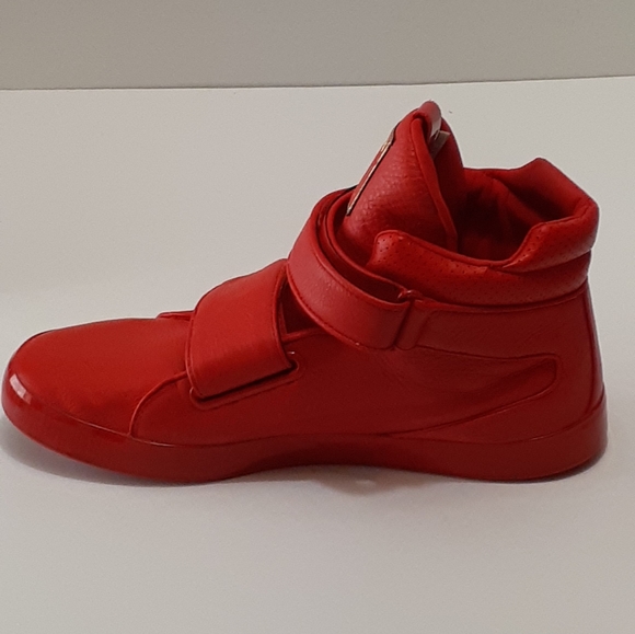 Puma Other - PUMA APEX MID BASKETBALL SHOES